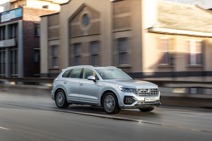  Volkswagen Touareg V6 TDI R-Line 2018 года  (ZA) (фото 20 из 32)